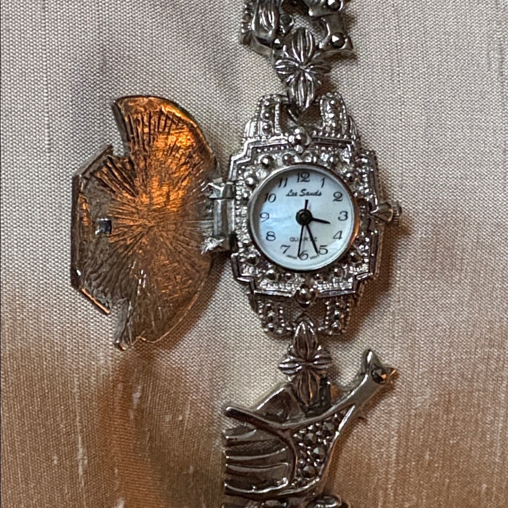 VTG Lee Sands Silver Marcasite Noah’s Ark Charm Bracelet /Watch